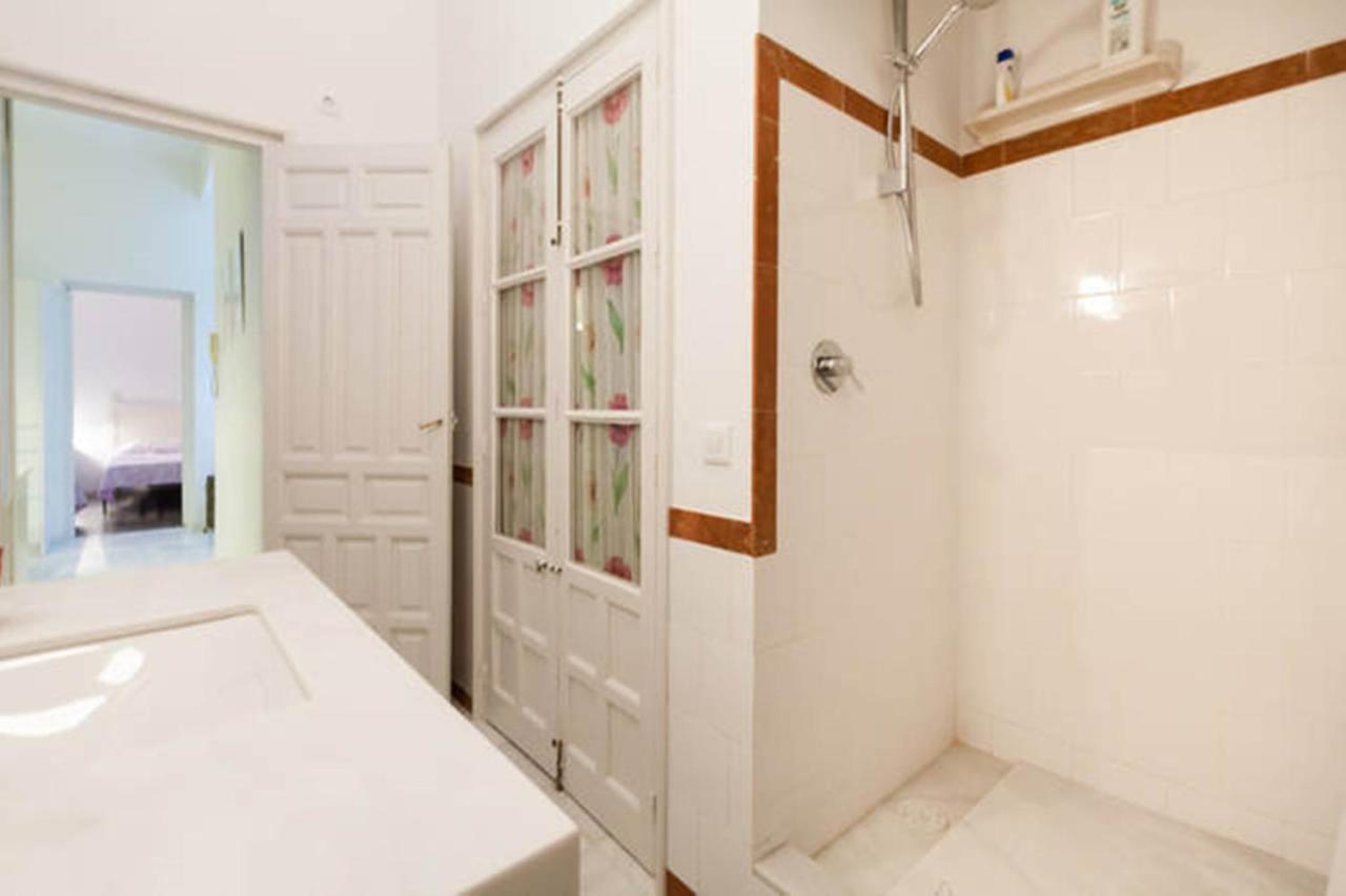 Apartamentos Rg Arenal Севілья Номер фото