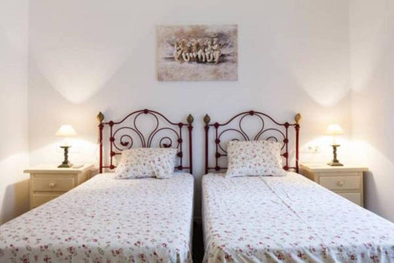 Apartamentos Rg Arenal Севілья Номер фото