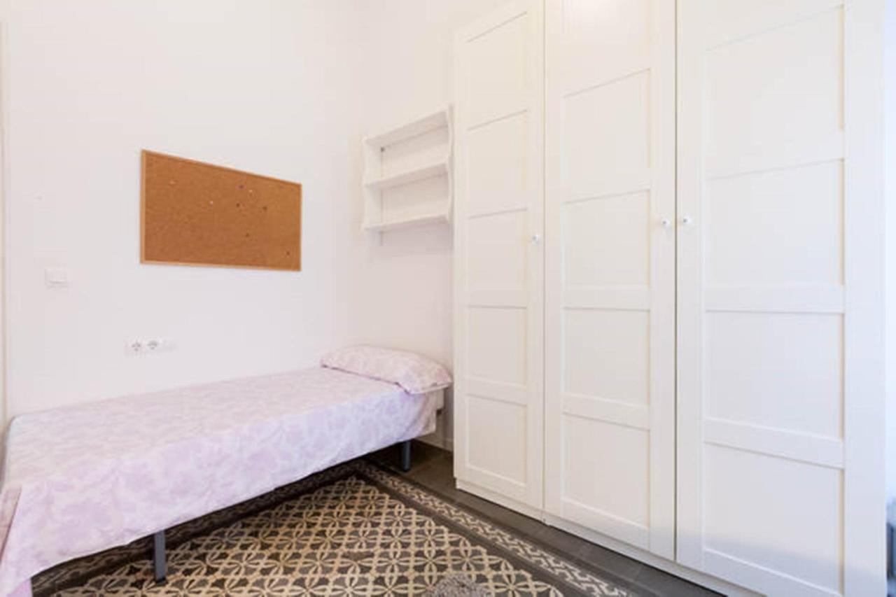 Apartamentos Rg Arenal Севілья Номер фото